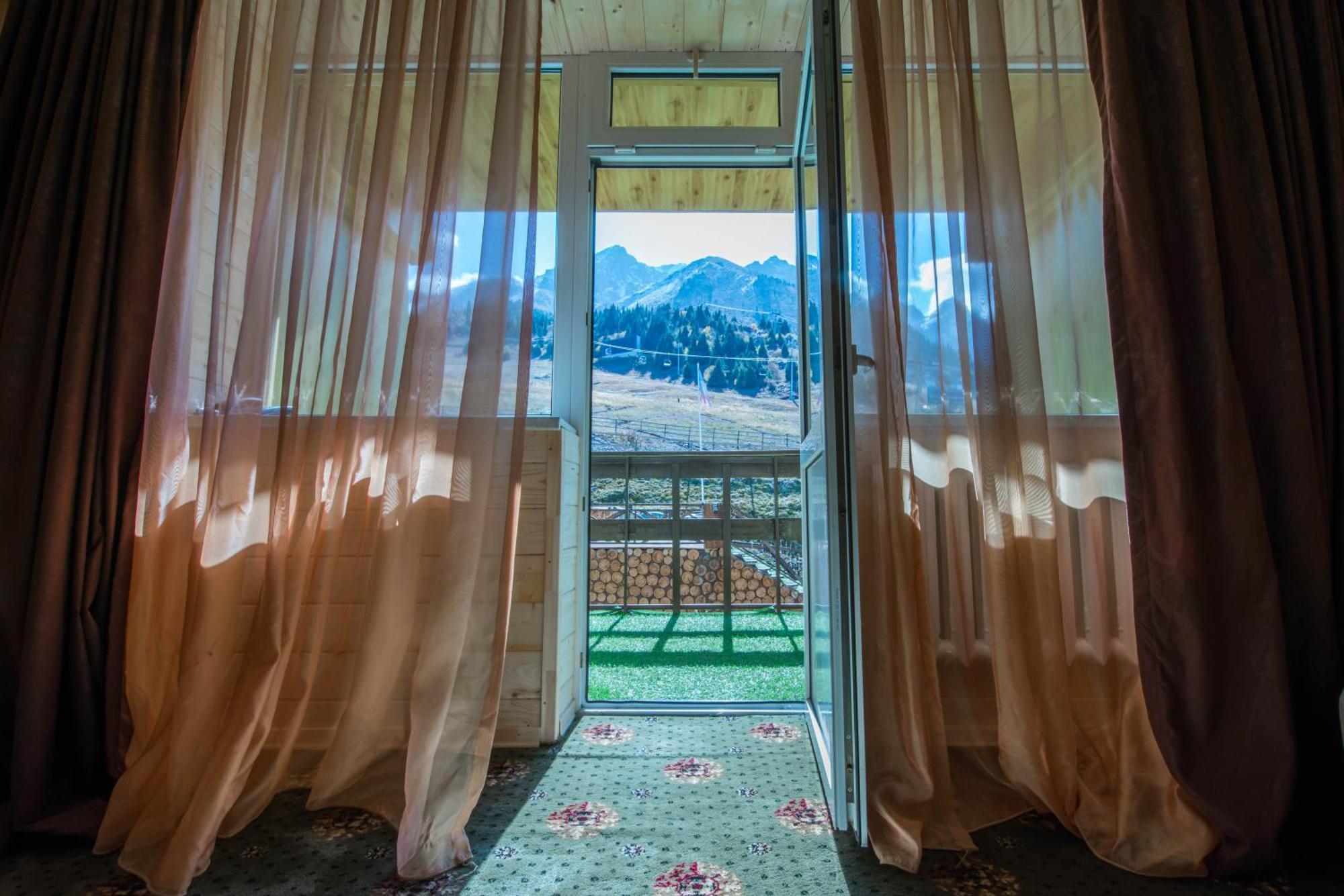 Shymbulak Resort Hotel Almatý Habitación foto